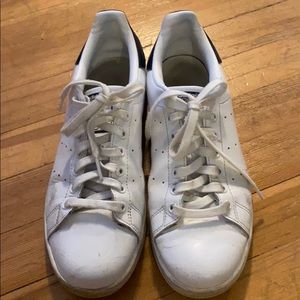 Stan Smiths men’s size 9.5